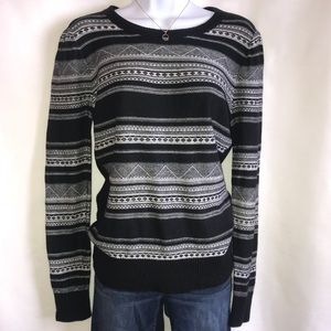 Black and white Medina long sleeve.